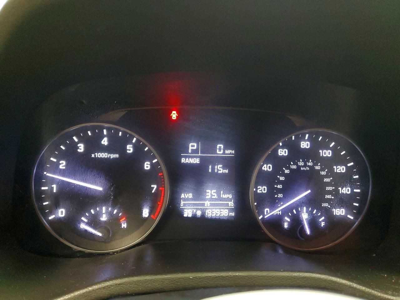 2018 HYUNDAI ELANTRA SE photo 17