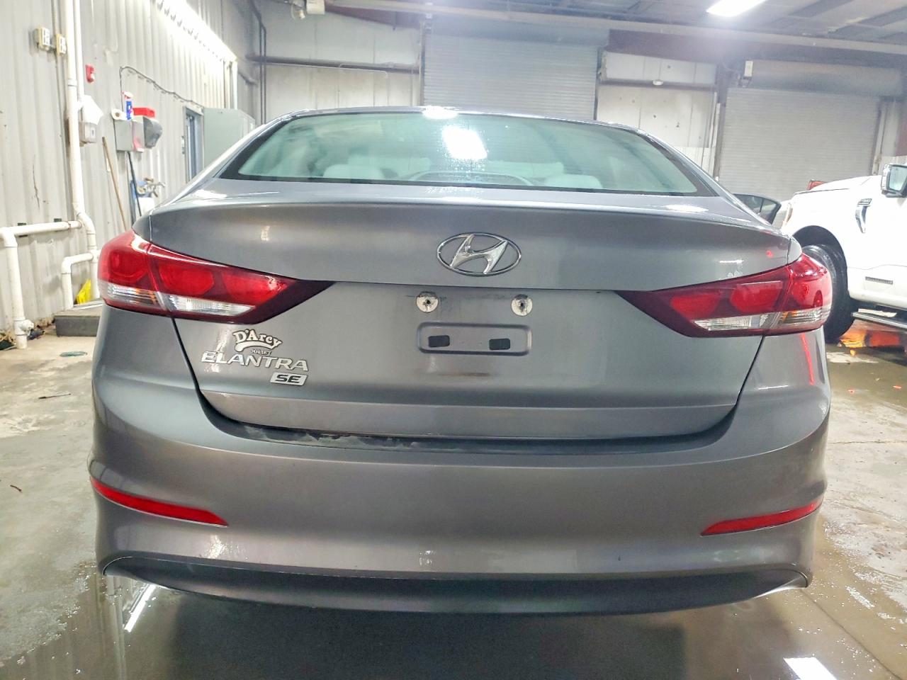 2018 HYUNDAI ELANTRA SE photo 11