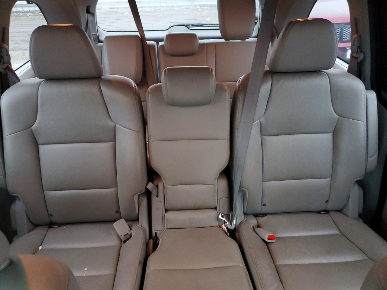 2016 HONDA ODYSSEY EXL photo 28