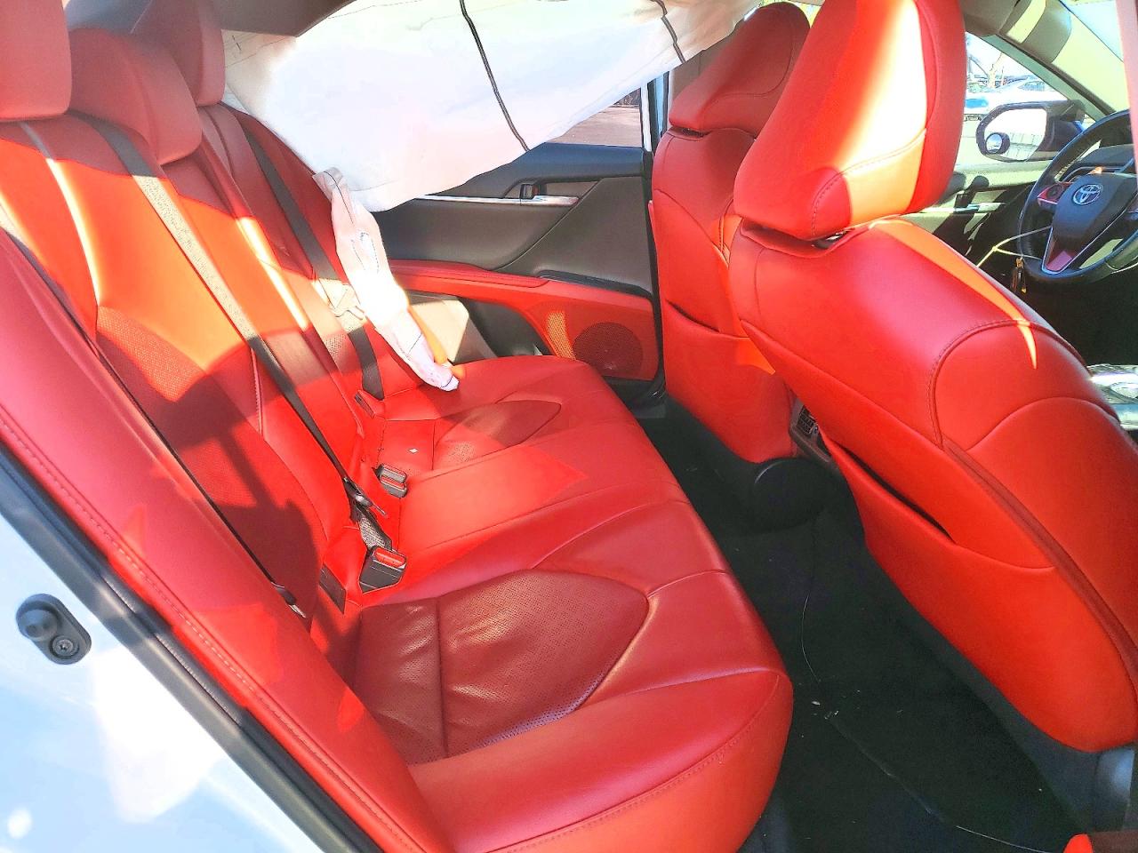 2020 TOYOTA CAMRY XSE photo 28