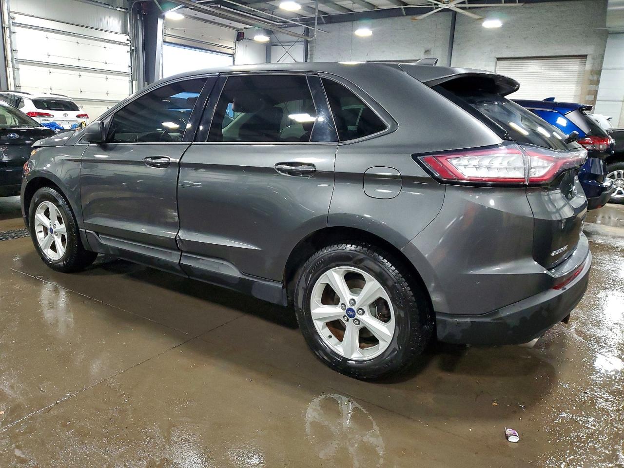 2016 FORD EDGE SE photo 2