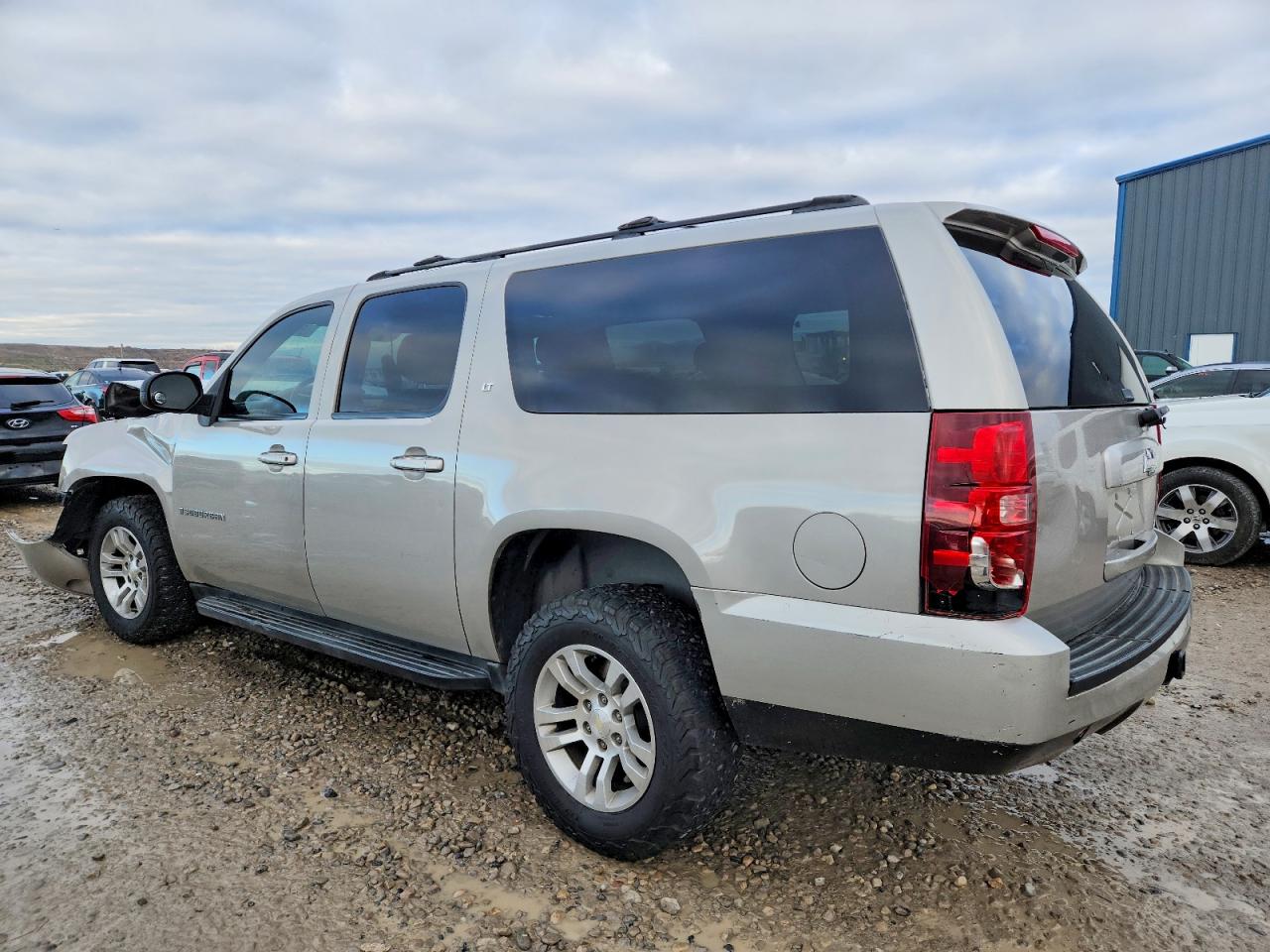 2007 CHEVROLET SUBURBAN K1500 photo 2