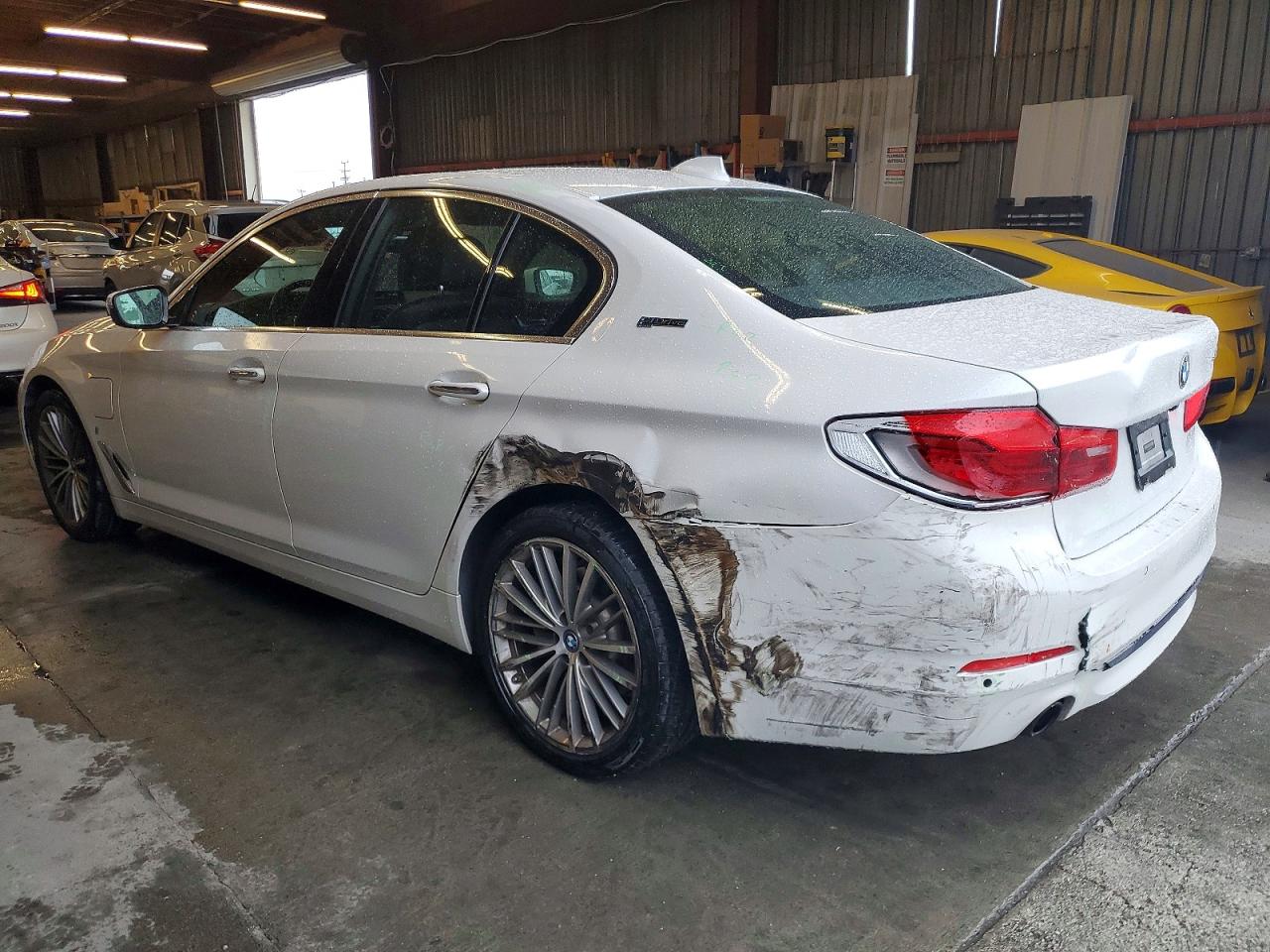 2018 BMW 530E photo 2