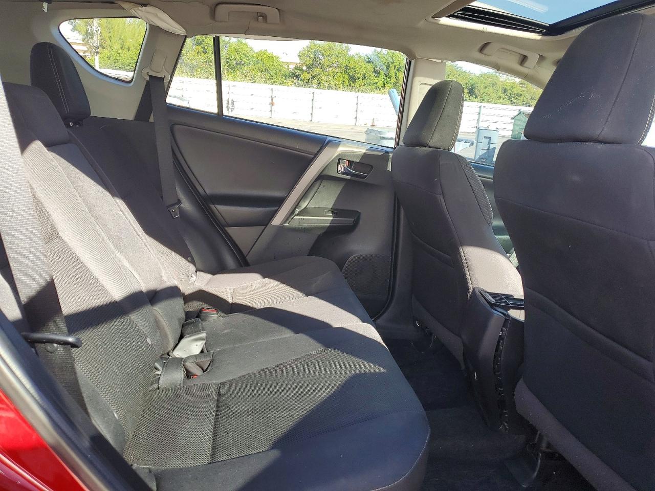 2018 TOYOTA RAV4 ADVENTURE photo 11