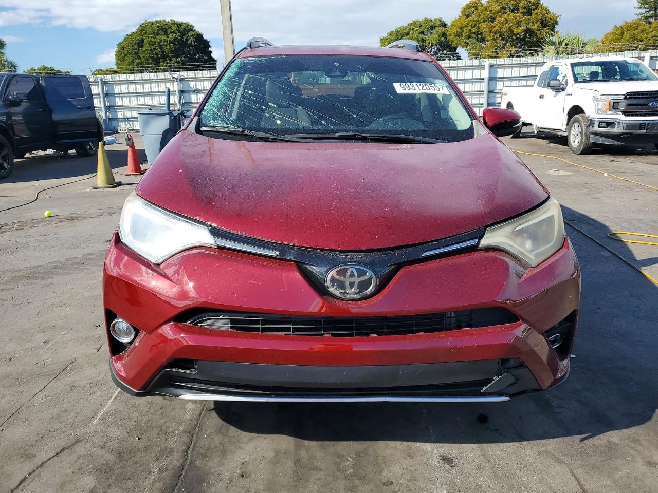 2018 TOYOTA RAV4 ADVENTURE photo 5