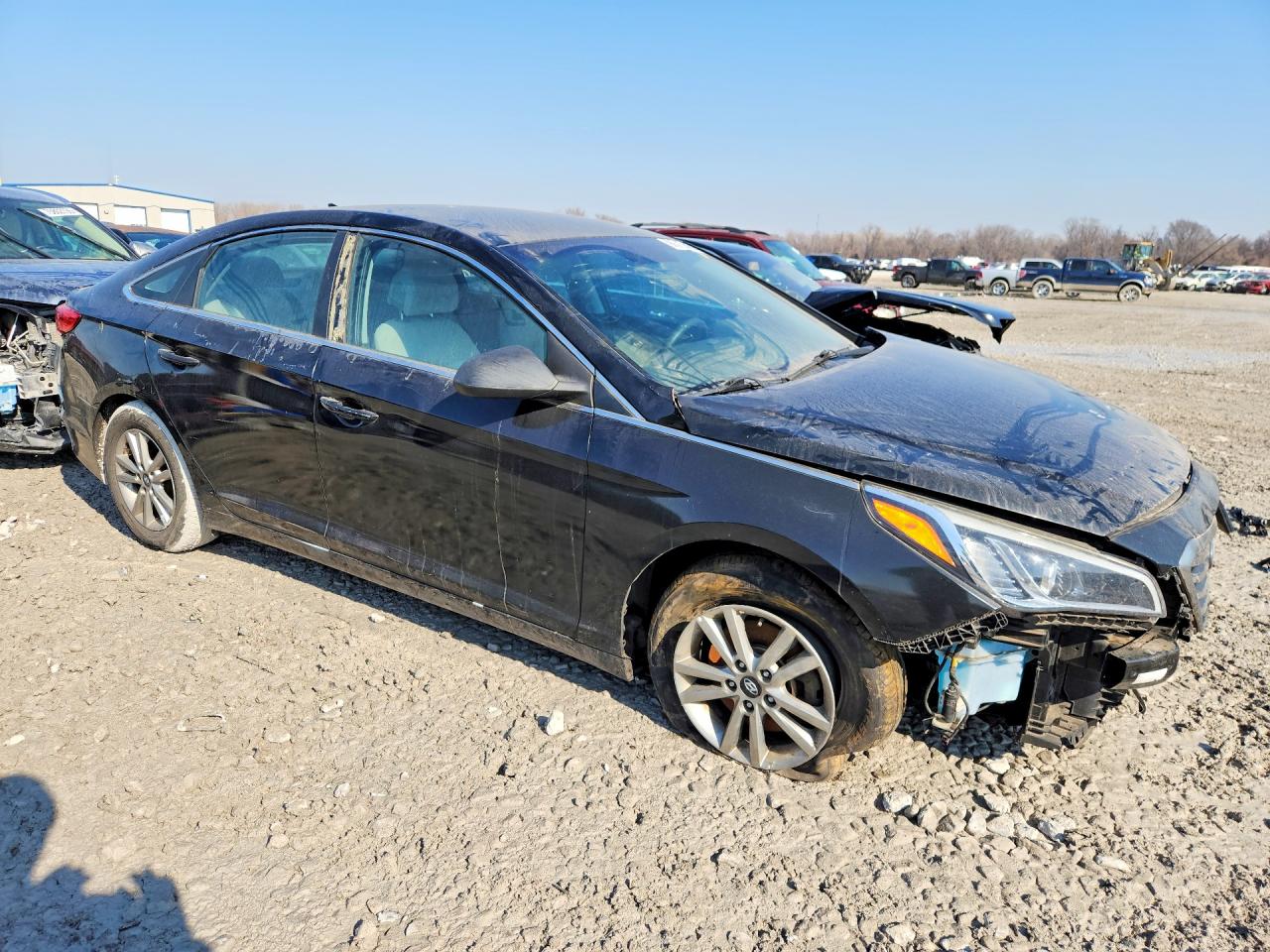 2017 HYUNDAI SONATA SE photo 4