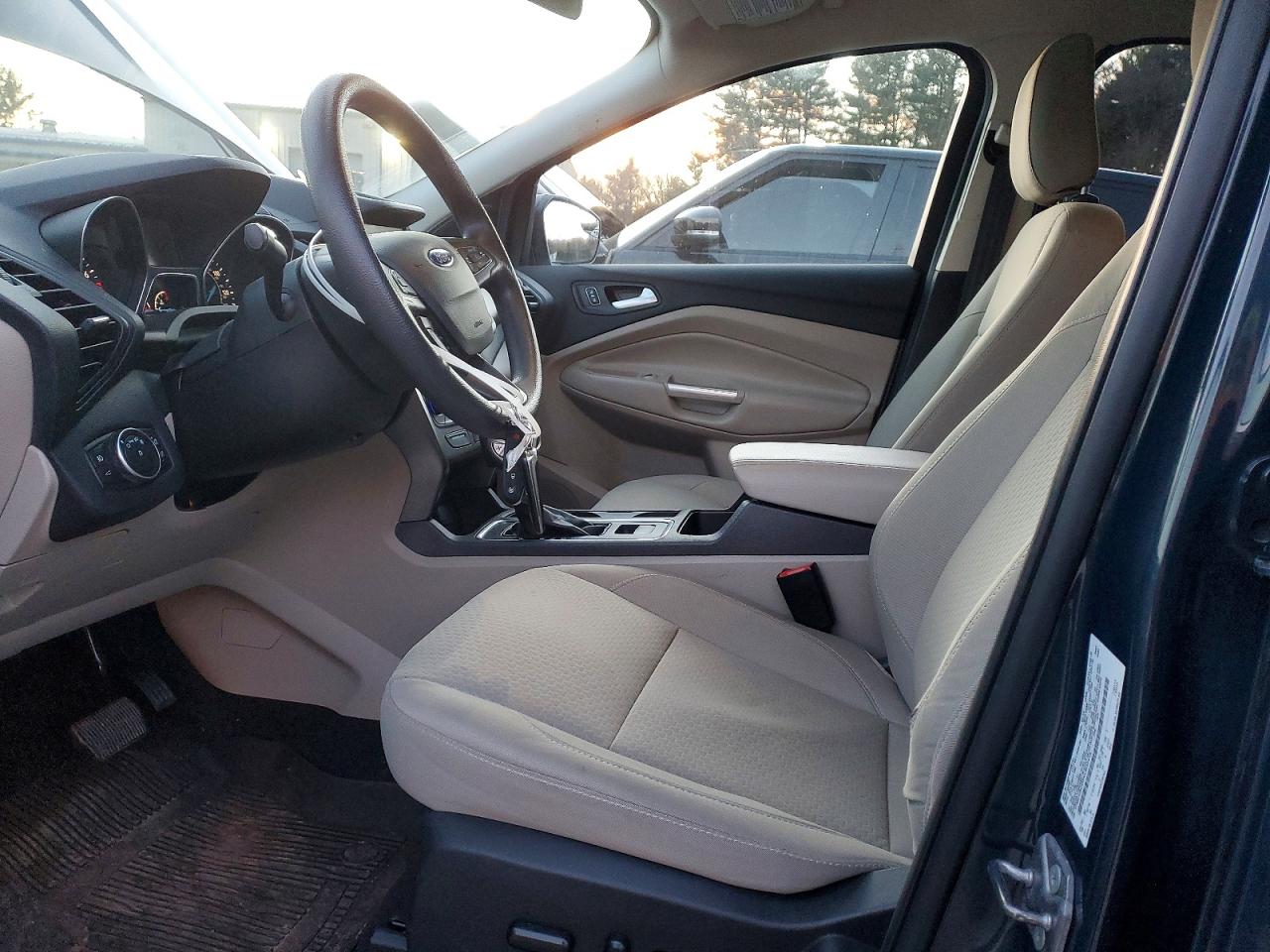 2019 FORD ESCAPE SE photo 7