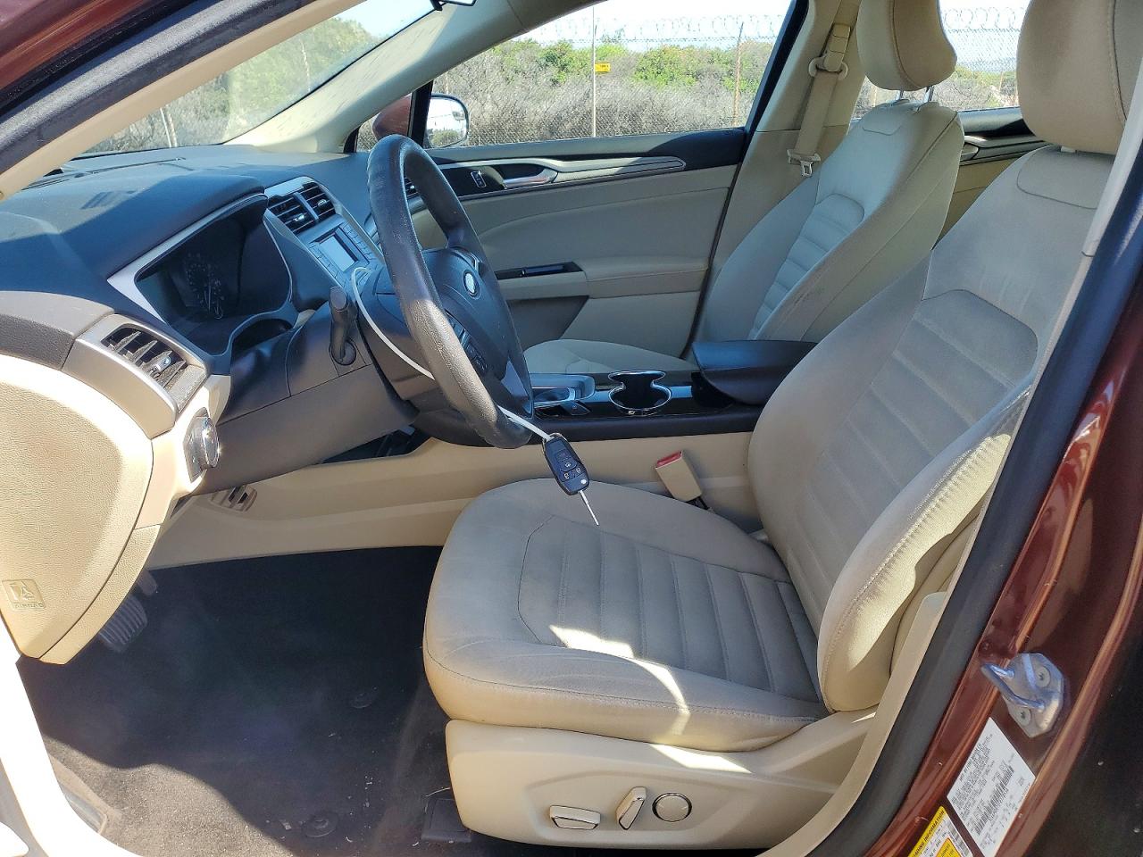 2015 FORD FUSION SE photo 7