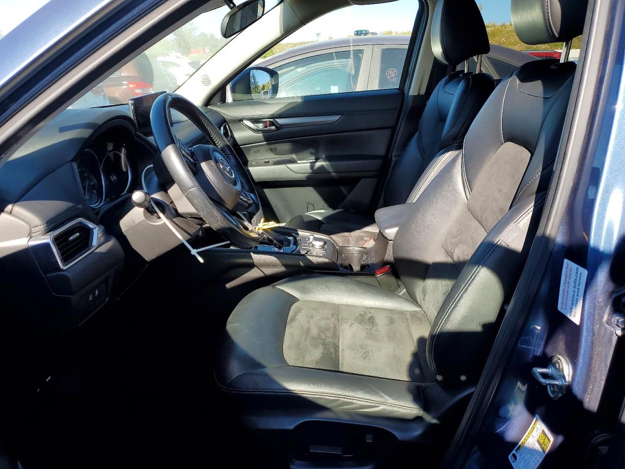 2021 MAZDA CX-5 TOURING photo 19