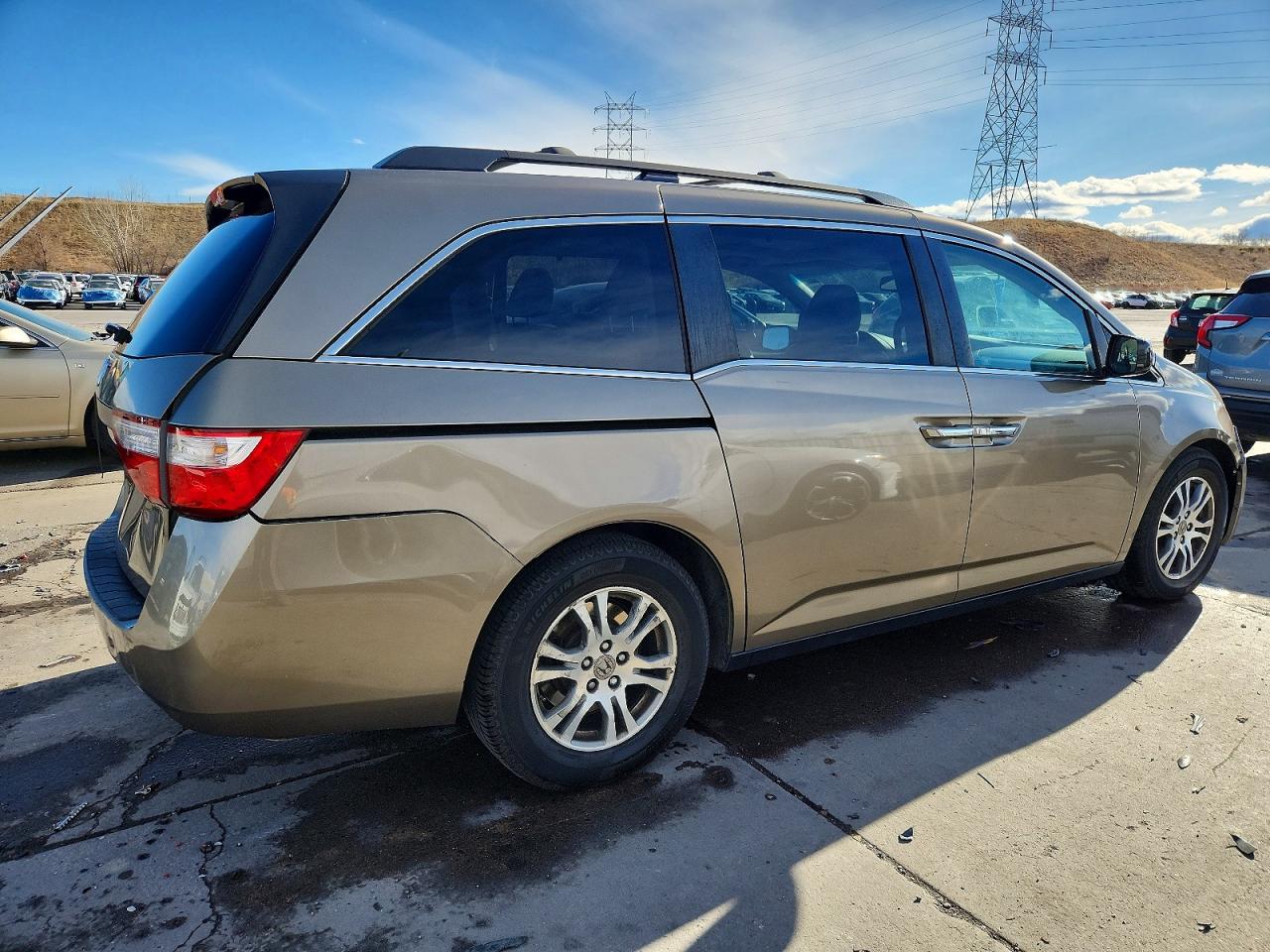 2012 HONDA ODYSSEY EXL photo 3