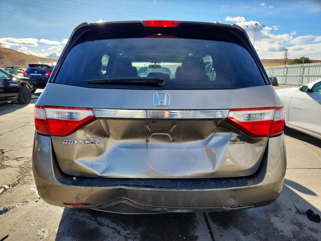 2012 HONDA ODYSSEY EXL photo 6