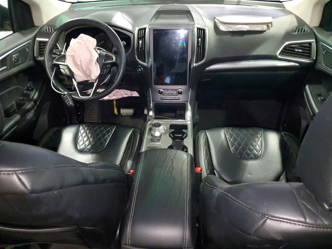 2024 FORD EDGE TITANIUM photo 8
