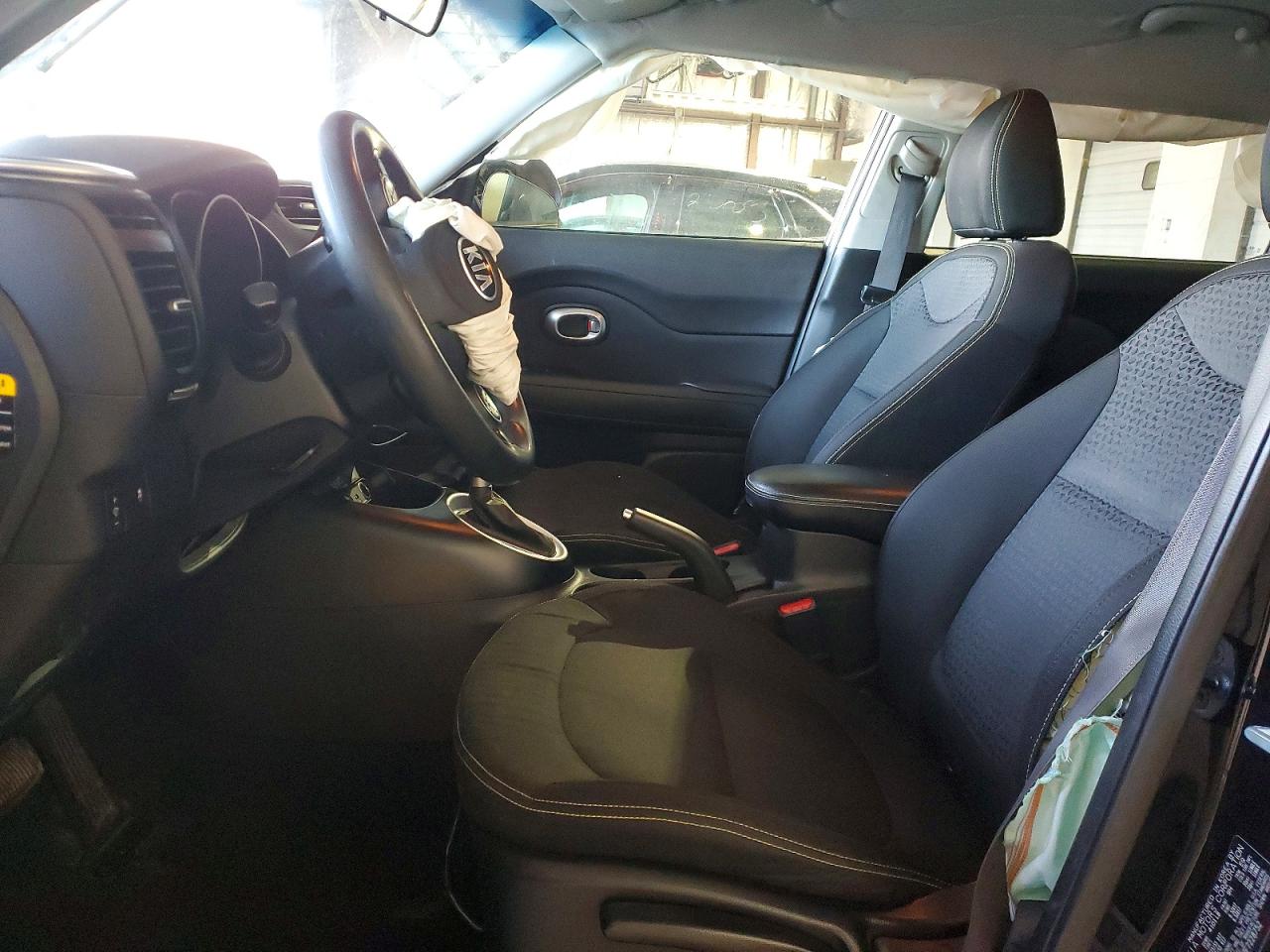 2015 KIA SOUL + photo 7