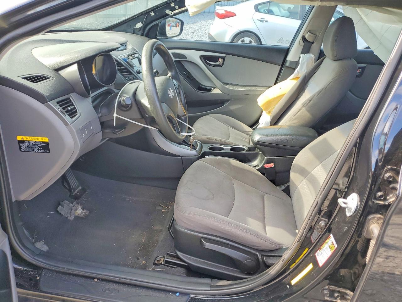 2014 HYUNDAI ELANTRA SE photo 7