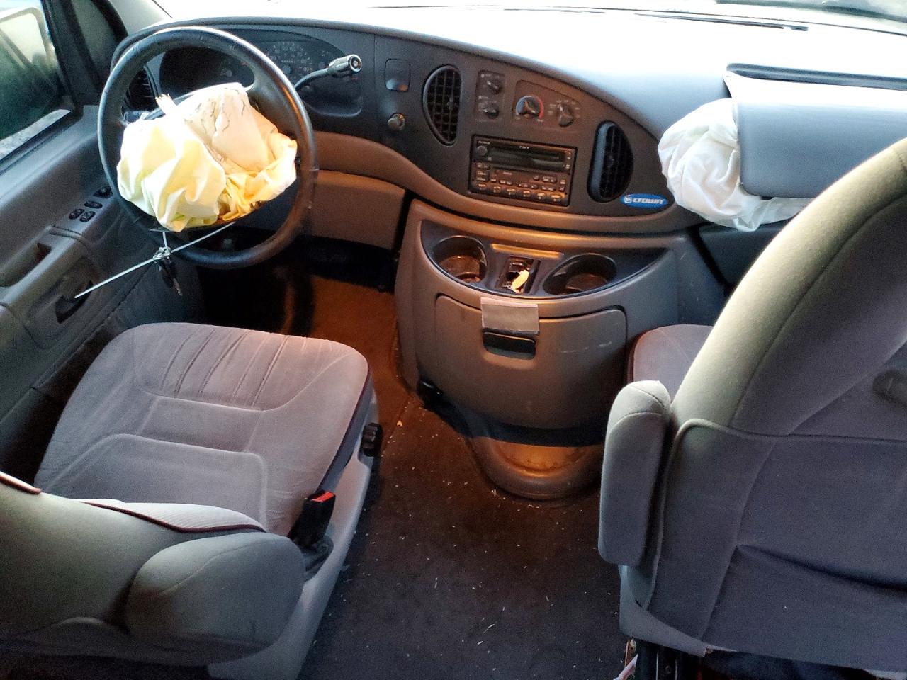 1999 FORD ECONOLINE E150 WAGON photo 8