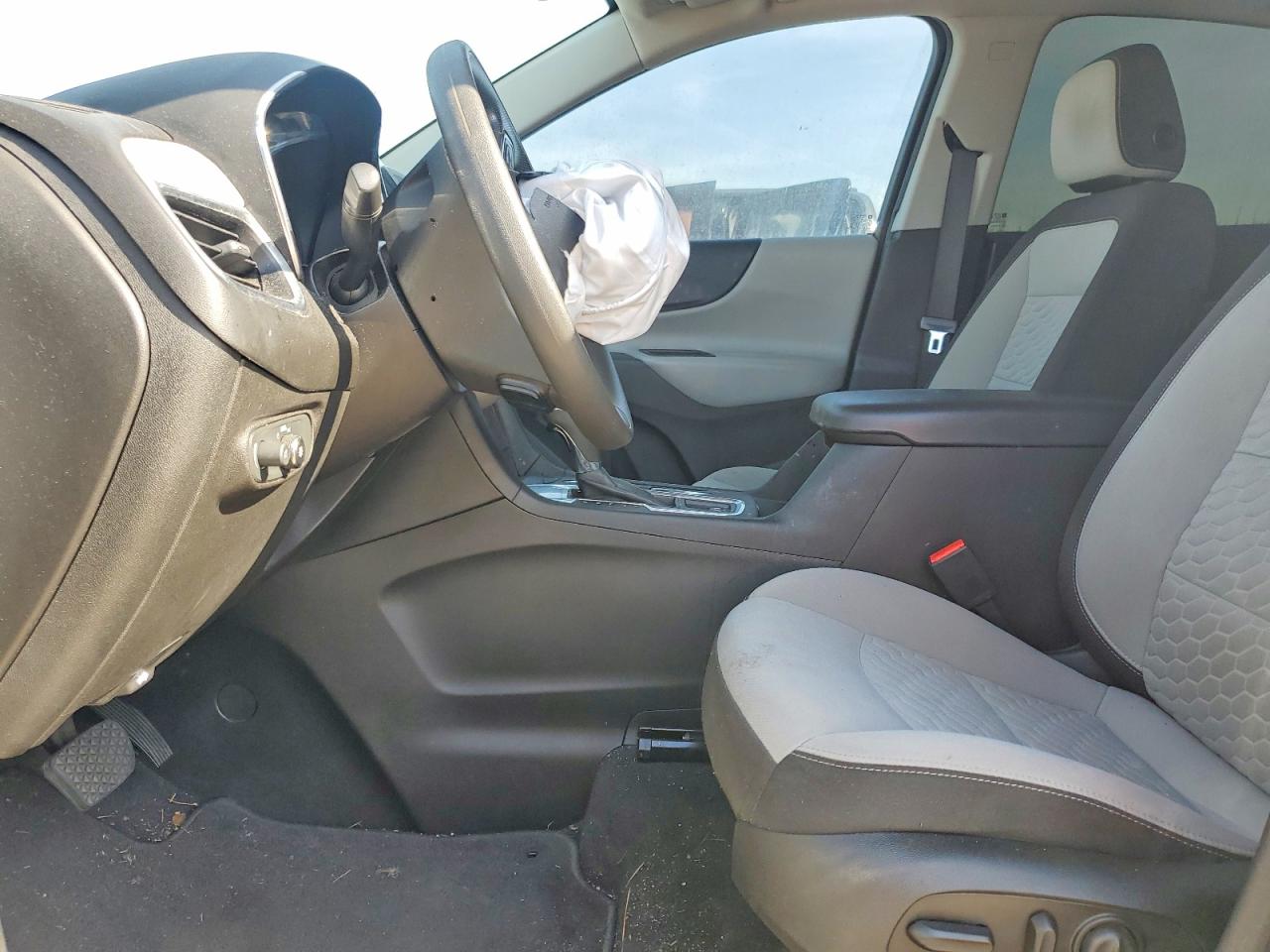 2020 CHEVROLET EQUINOX photo 7