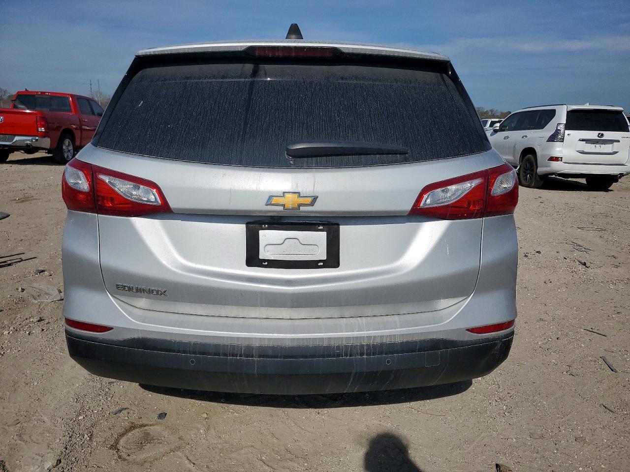 2020 CHEVROLET EQUINOX photo 6