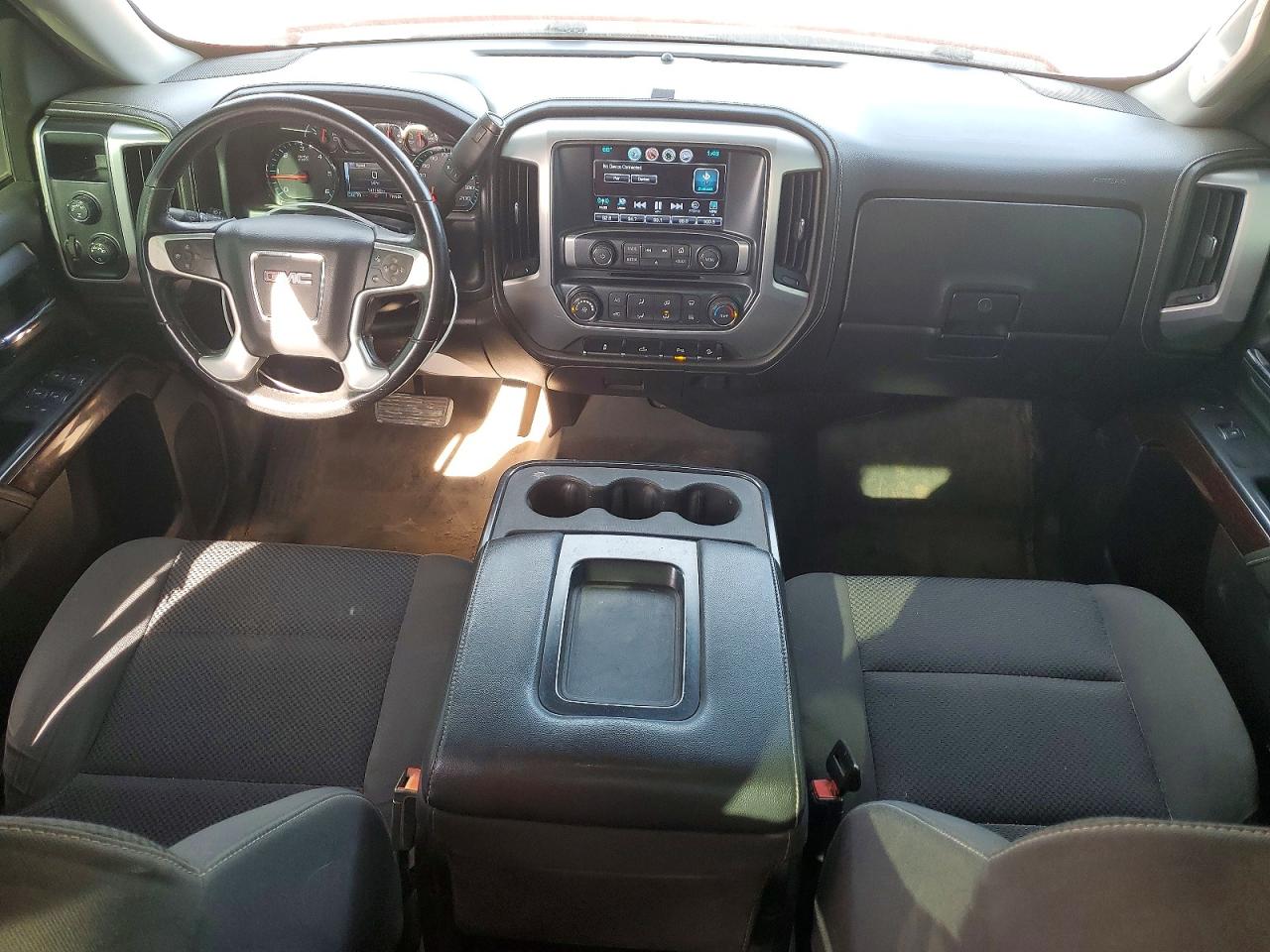 2017 GMC SIERRA K1500 SLE photo 8