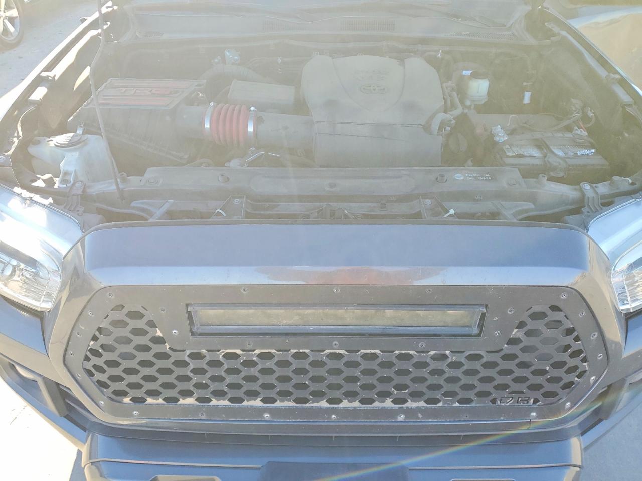 2017 TOYOTA TACOMA DOUBLE CAB photo 31