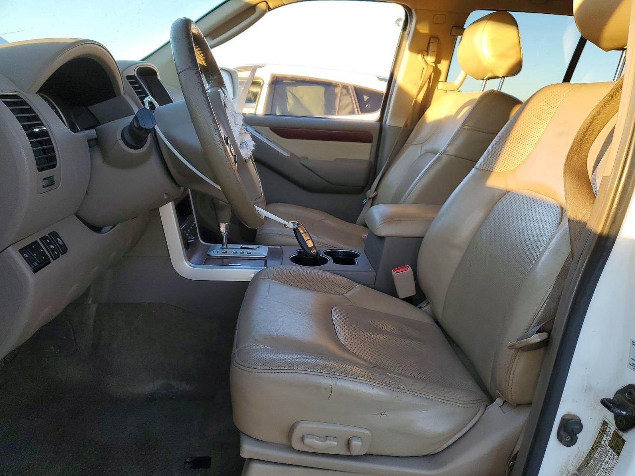 2008 NISSAN PATHFINDER LE photo 7