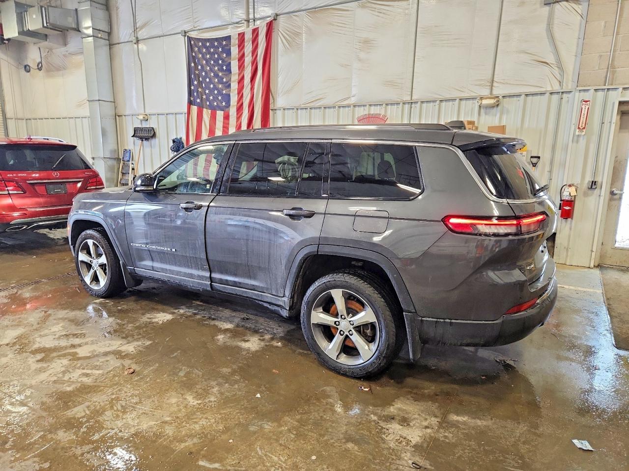 2022 JEEP GRAND CHEROKEE L LIMITED photo 4