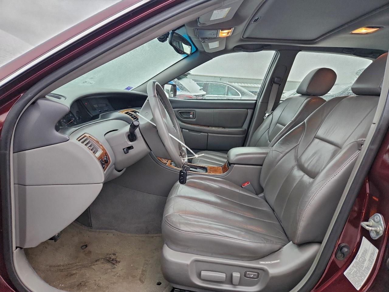 2003 TOYOTA AVALON XL photo 13