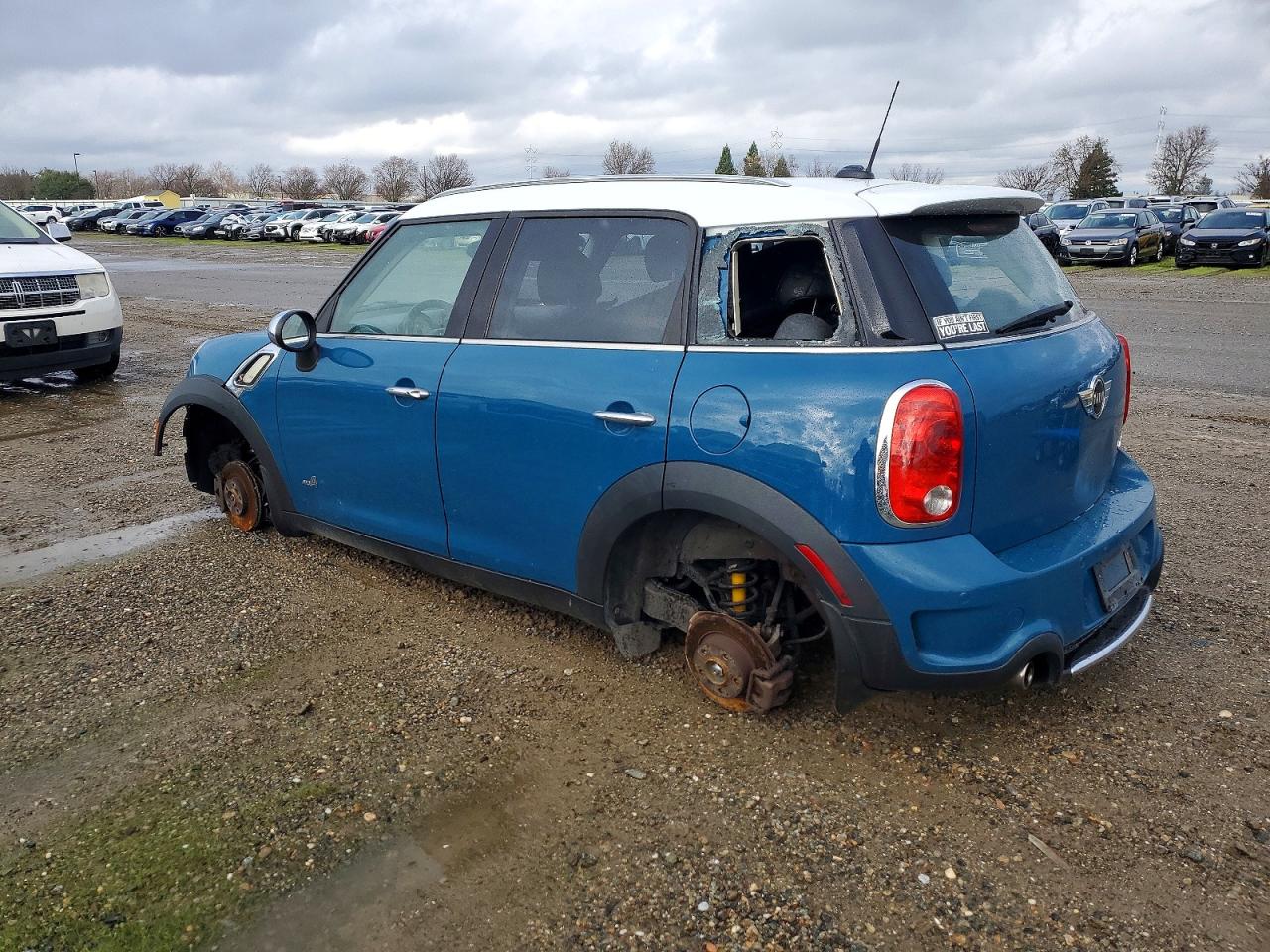 2012 MINI COOPER S COUNTRYMAN photo 2