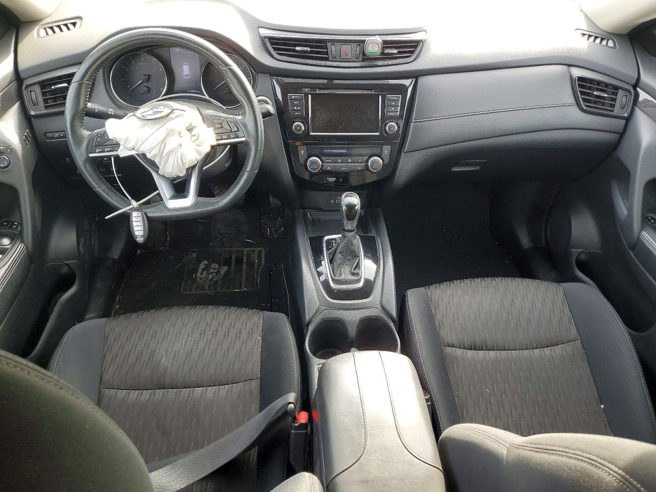 2018 NISSAN ROGUE S photo 8