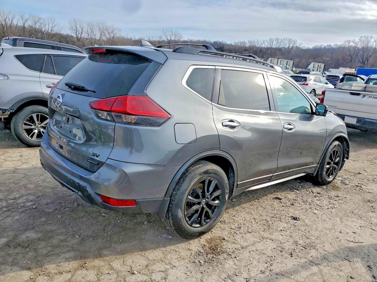 2018 NISSAN ROGUE S photo 3