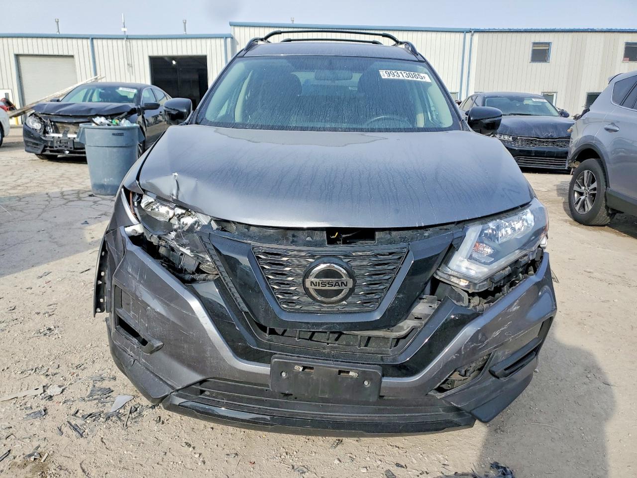 2018 NISSAN ROGUE S photo 5