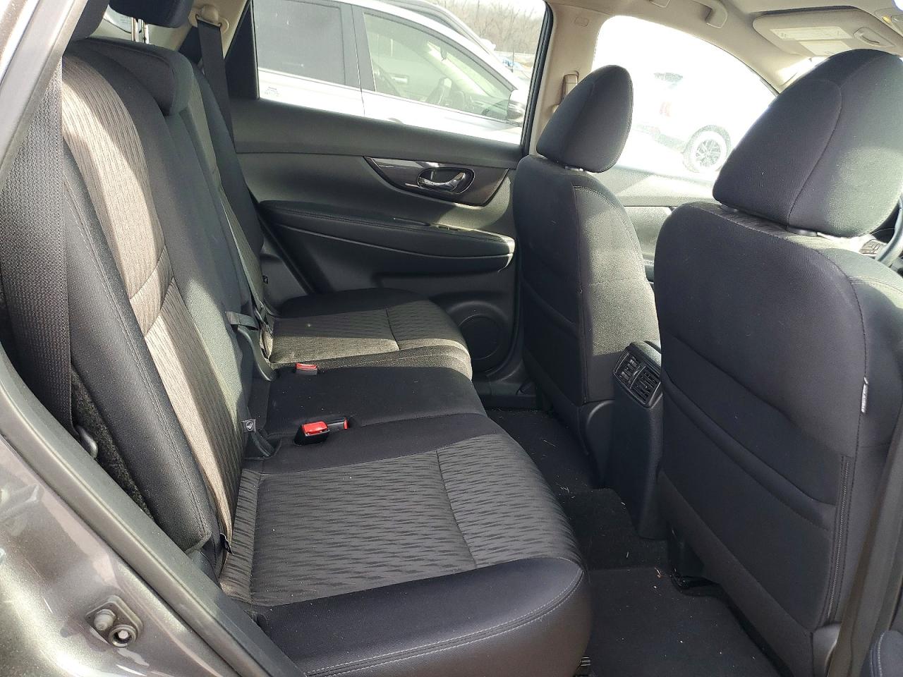2018 NISSAN ROGUE S photo 11