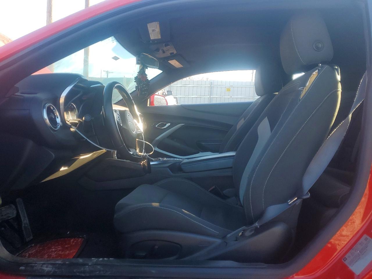 2017 CHEVROLET CAMARO LT photo 13