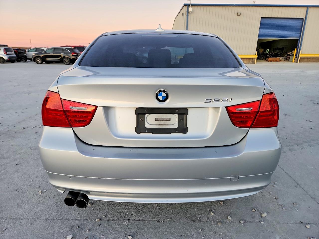 2011 BMW 328 I photo 6