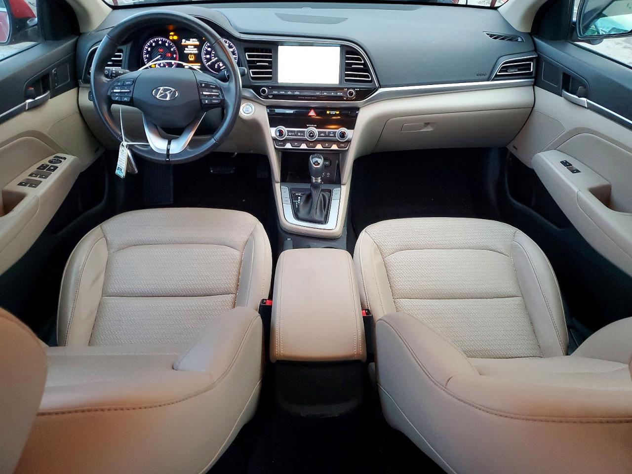 2020 HYUNDAI ELANTRA SEL photo 8