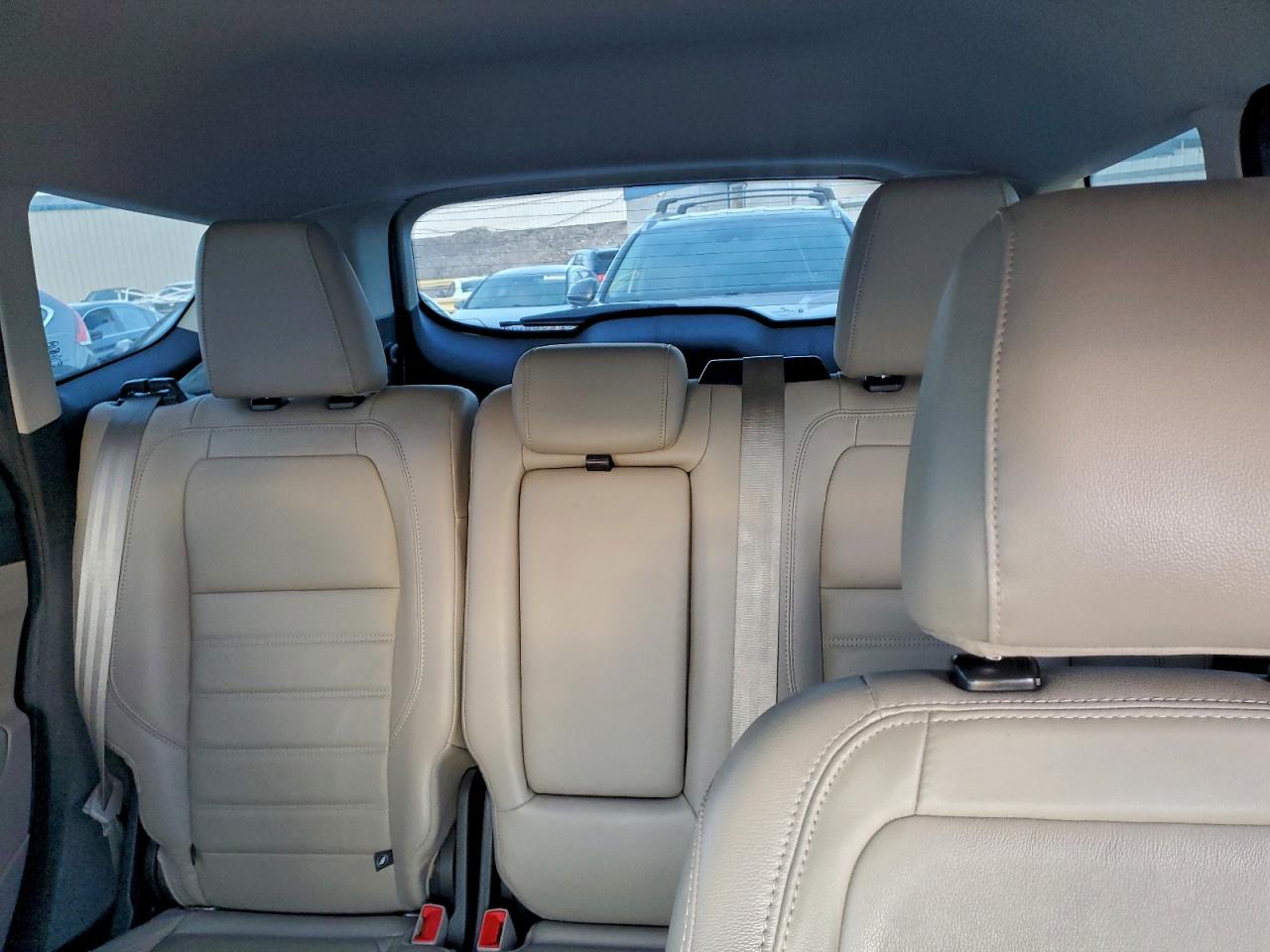 2017 FORD ESCAPE SE photo 10