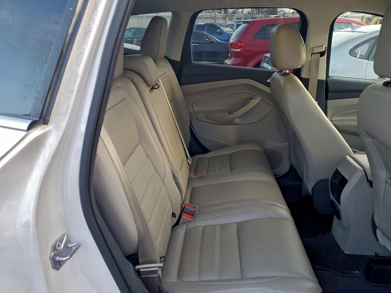 2017 FORD ESCAPE SE photo 11