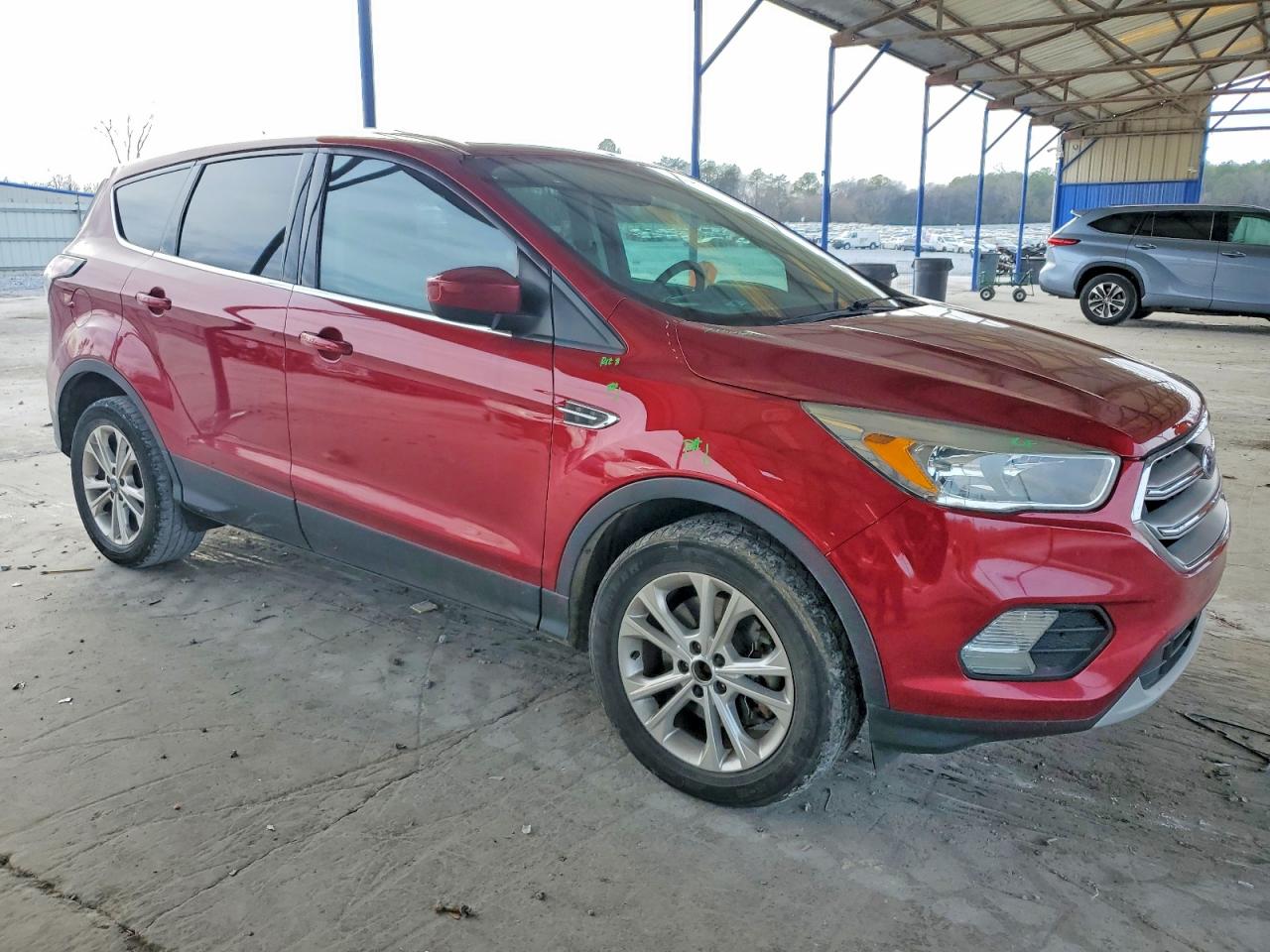 2017 FORD ESCAPE SE photo 4
