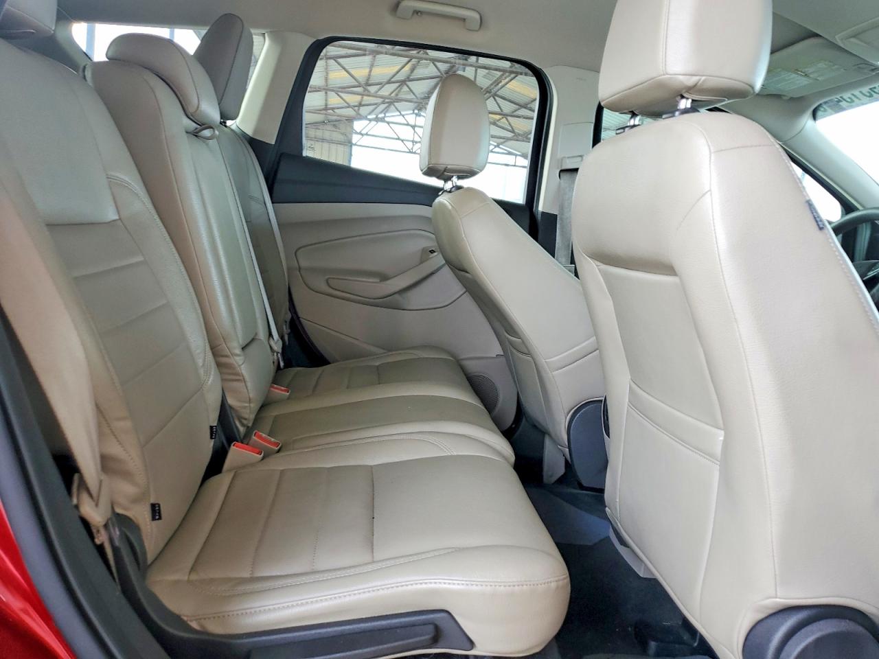 2017 FORD ESCAPE SE photo 10
