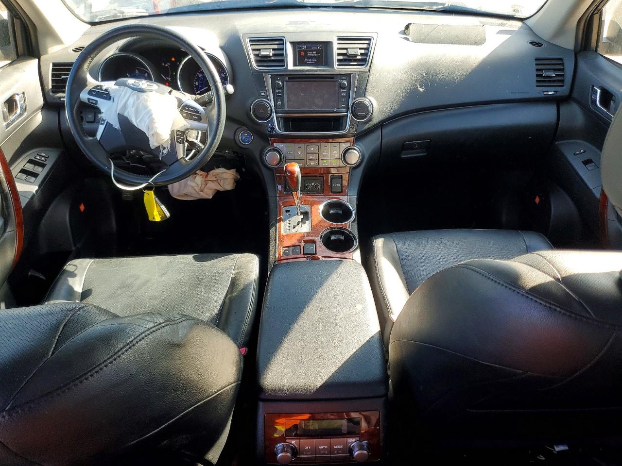 2013 TOYOTA HIGHLANDER HYBRID LIMITED photo 8