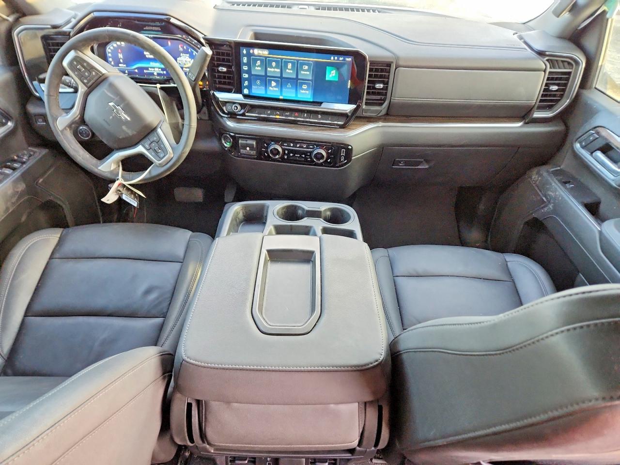 2025 CHEVROLET SILVERADO K2500 HEAVY DUTY LT photo 8