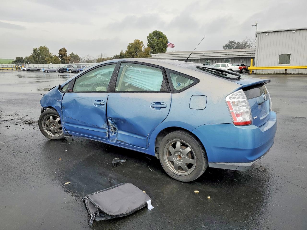 2007 TOYOTA PRIUS photo 2