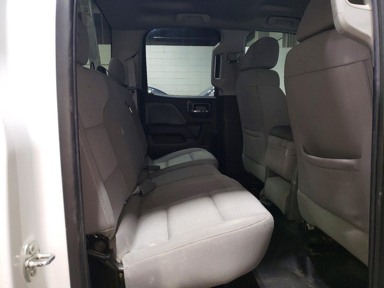 2016 CHEVROLET SILVERADO C1500 photo 10