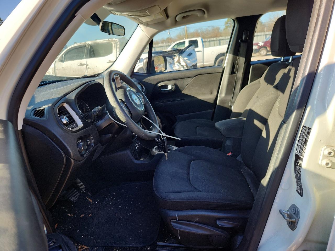 2015 JEEP RENEGADE SPORT photo 7