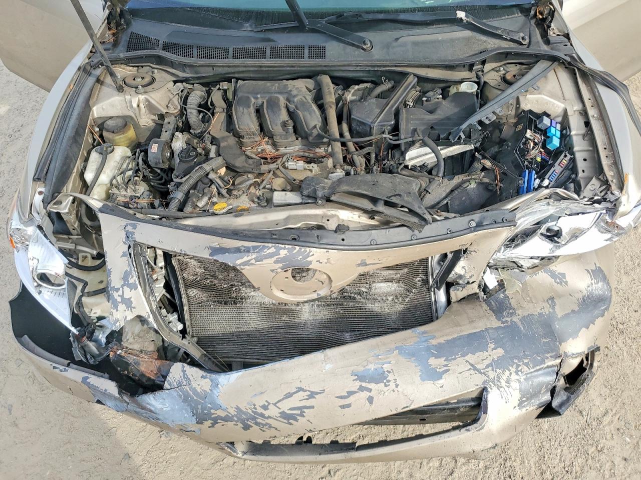 2008 TOYOTA CAMRY LE photo 11