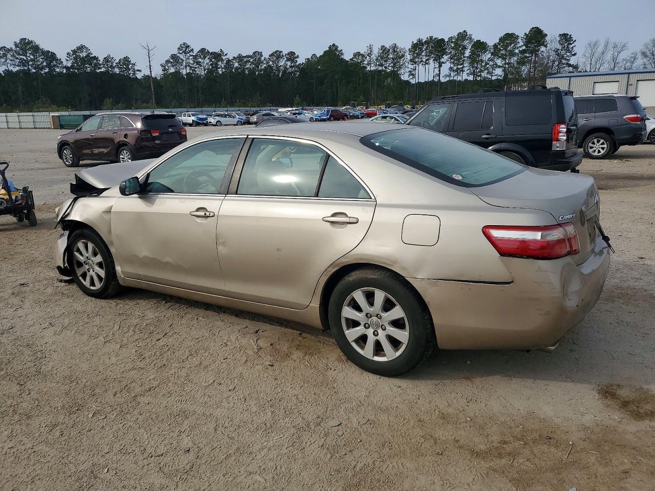 2008 TOYOTA CAMRY LE photo 2