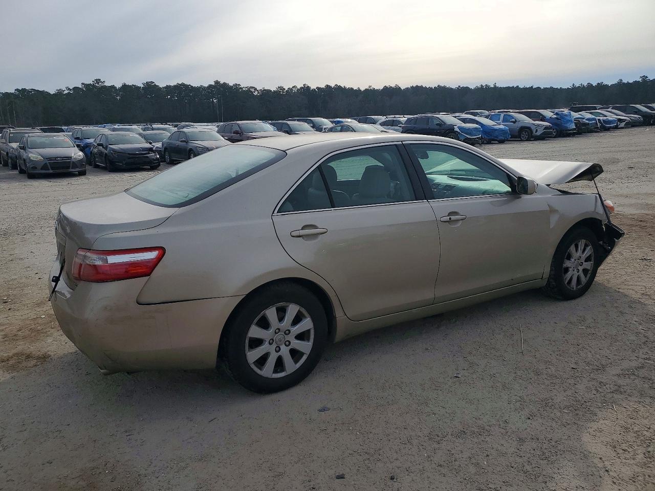 2008 TOYOTA CAMRY LE photo 3