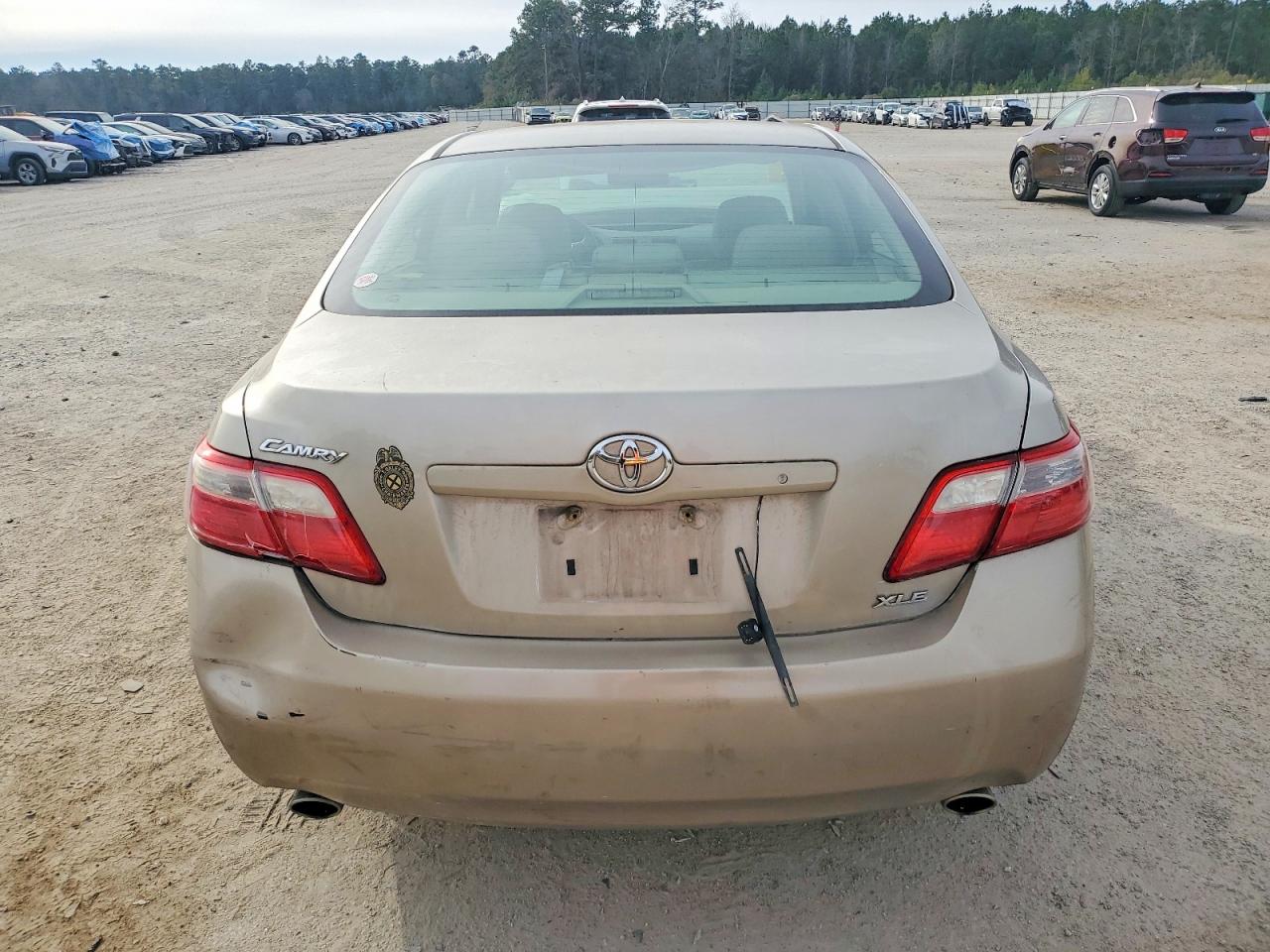 2008 TOYOTA CAMRY LE photo 6