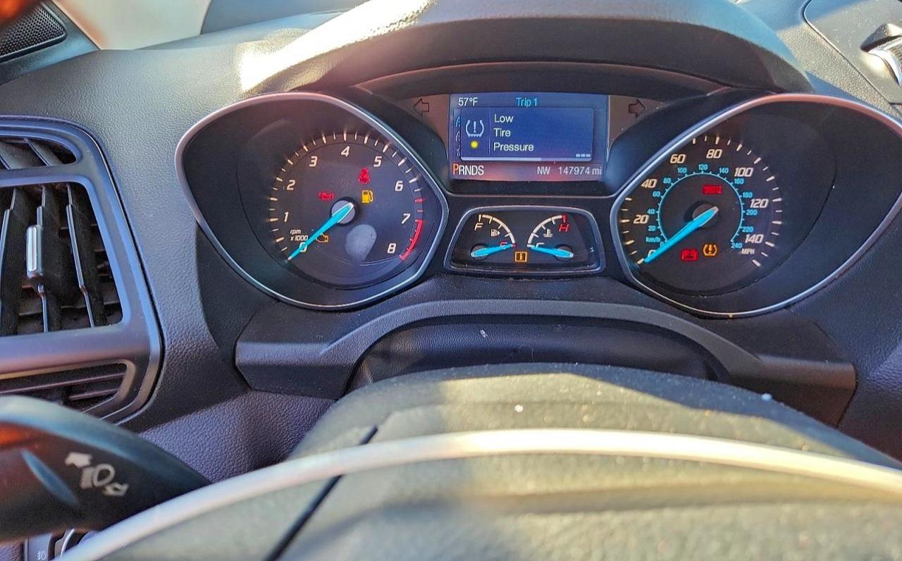 2014 FORD ESCAPE SE photo 9