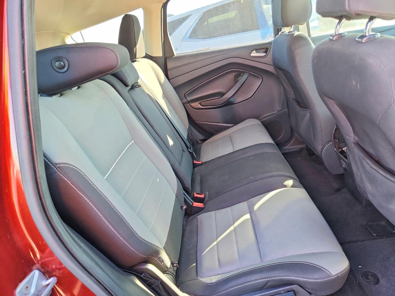 2014 FORD ESCAPE SE photo 10