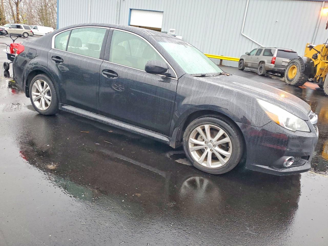 2013 SUBARU LEGACY 2.5I LIMITED photo 4